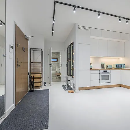 Citystay Family Apartament Ulanska Przy Lesie Appartamento *